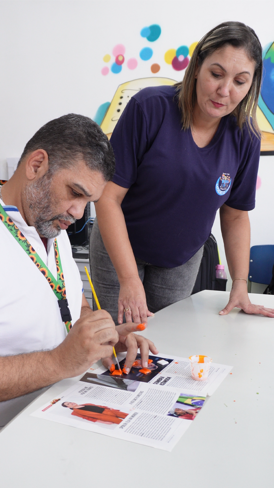 É possível desenhar, pintar e criar sem usar a visão?